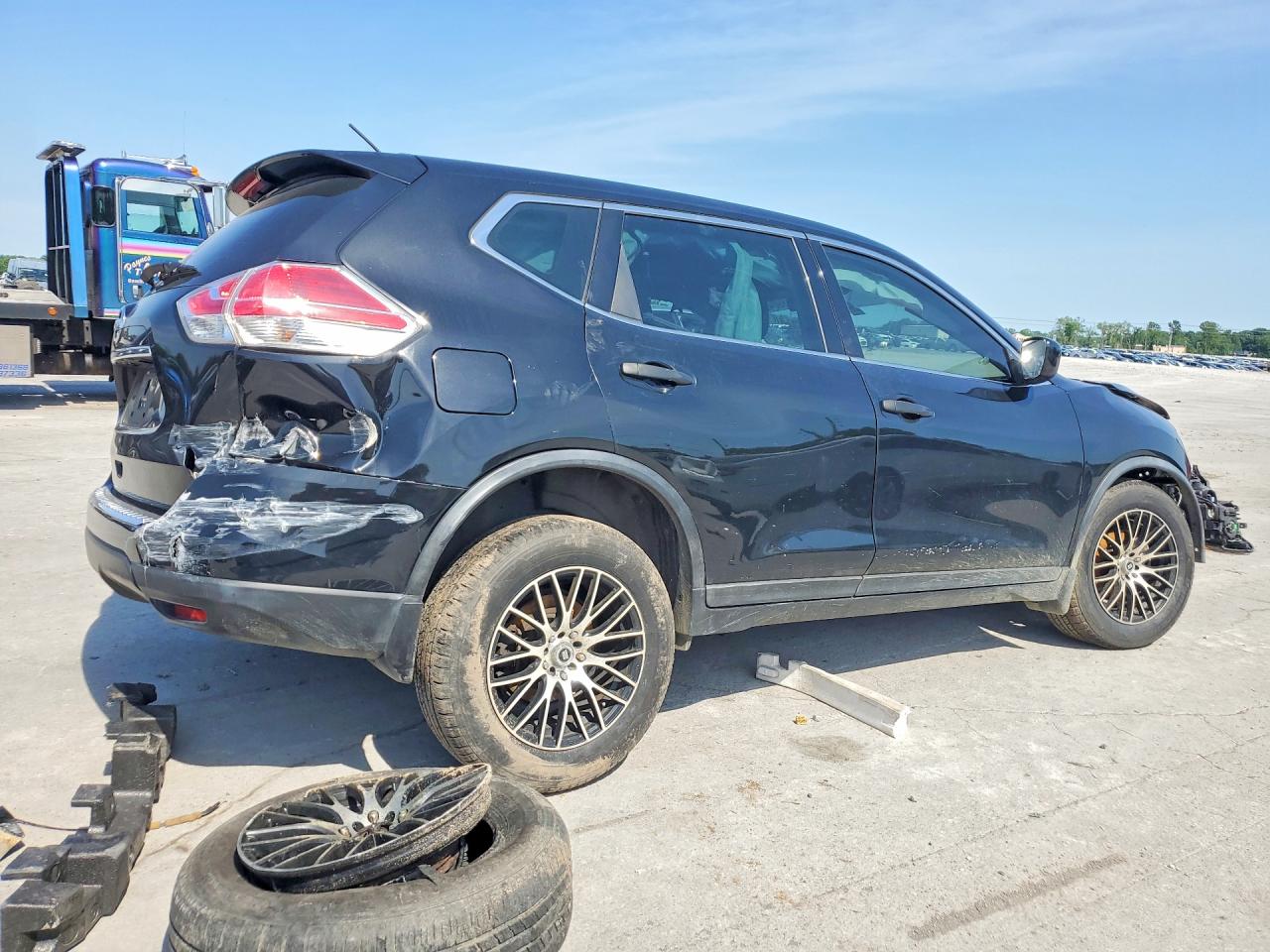 2016 NISSAN ROGUE S photo 3