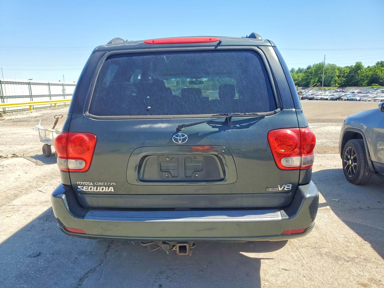 2006 TOYOTA SEQUOIA SR5 photo 11