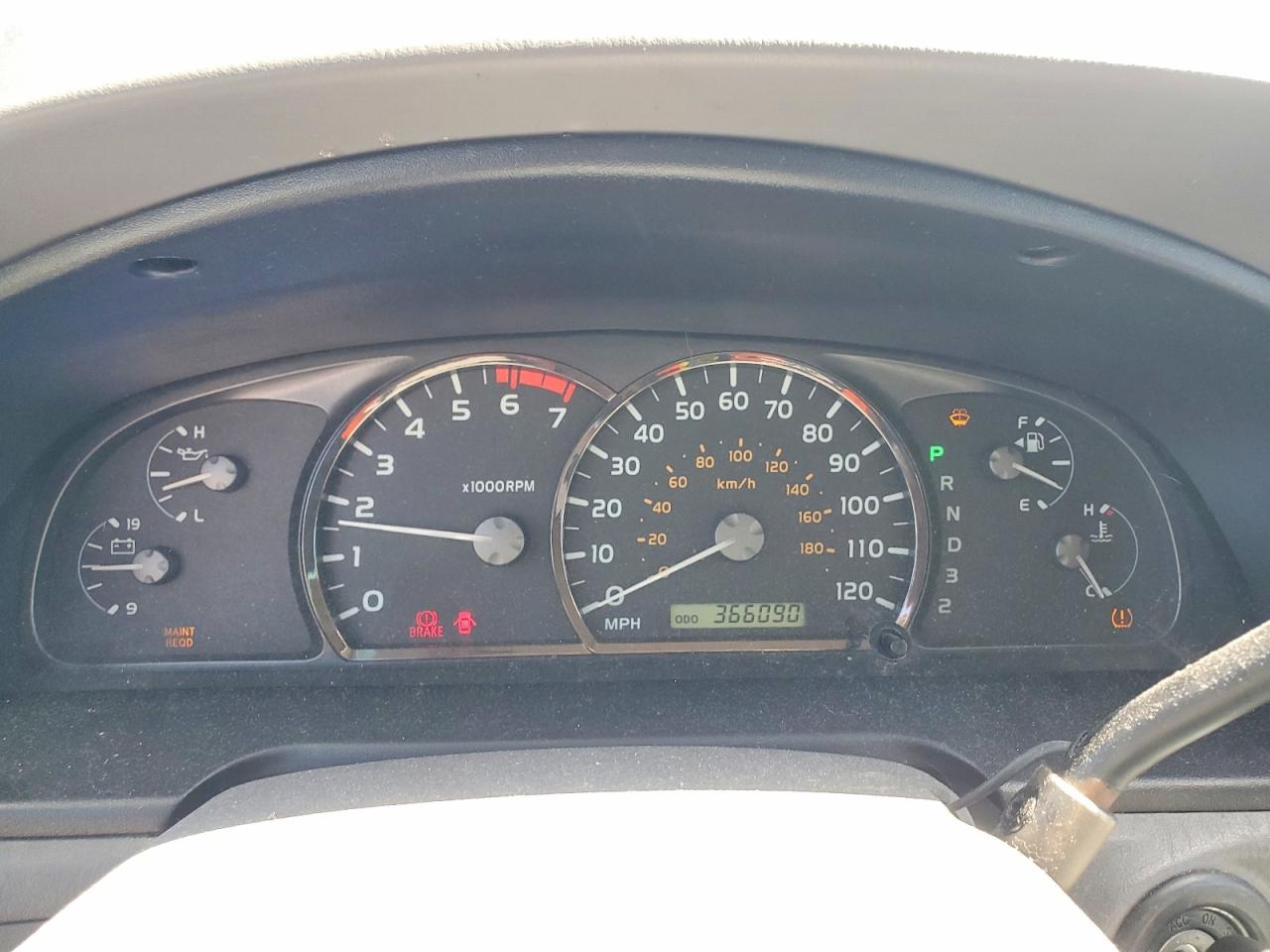 2006 TOYOTA SEQUOIA SR5 photo 17