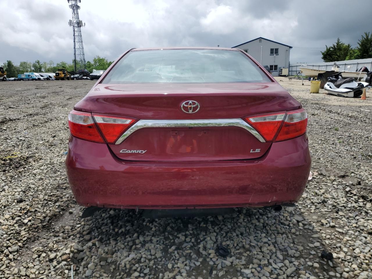 2017 TOYOTA CAMRY LE photo 11