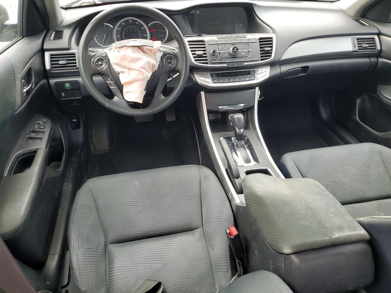 2015 HONDA ACCORD LX photo 22