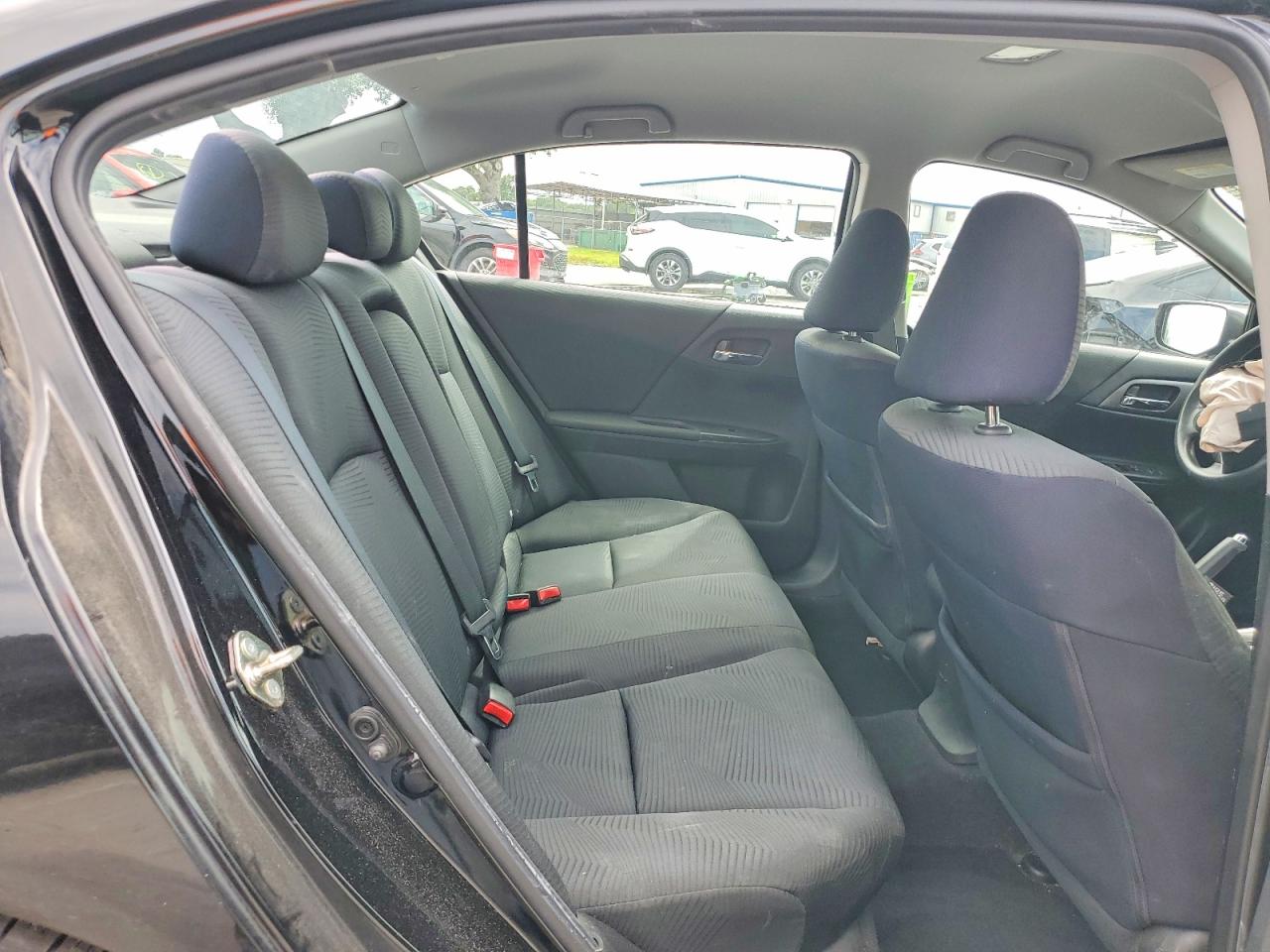 2015 HONDA ACCORD LX photo 28