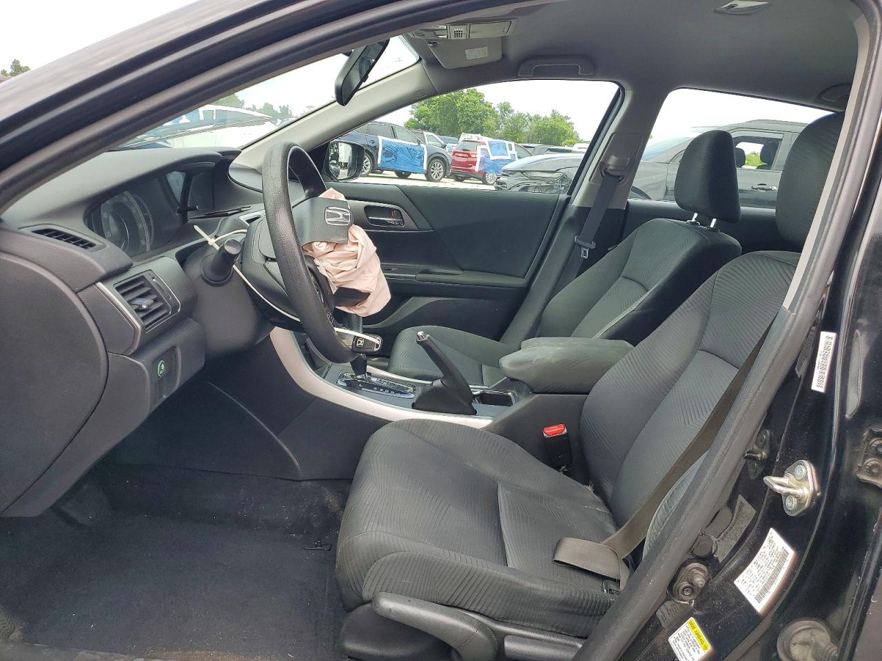 2015 HONDA ACCORD LX photo 19
