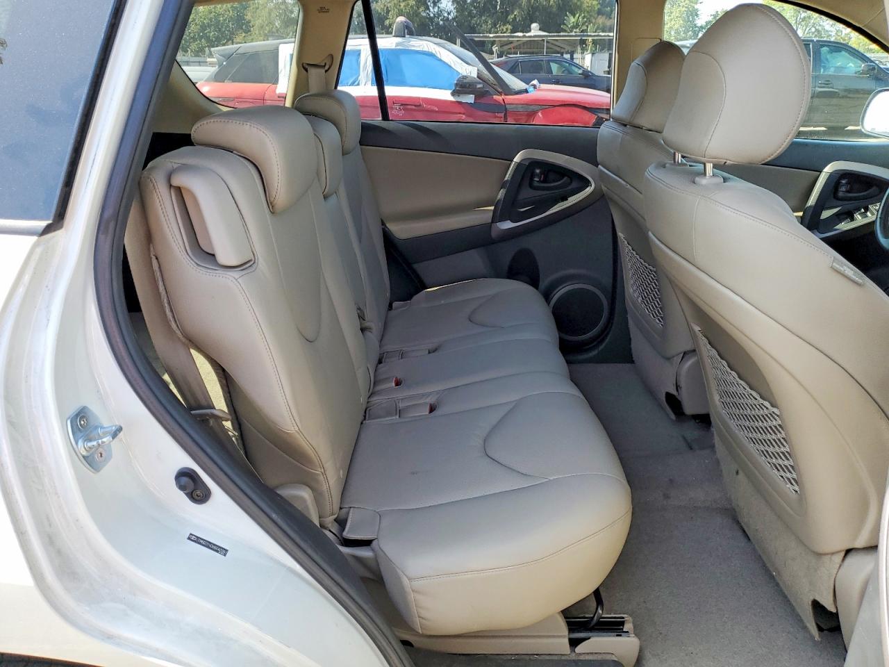 2006 TOYOTA RAV4 LIMITED photo 11