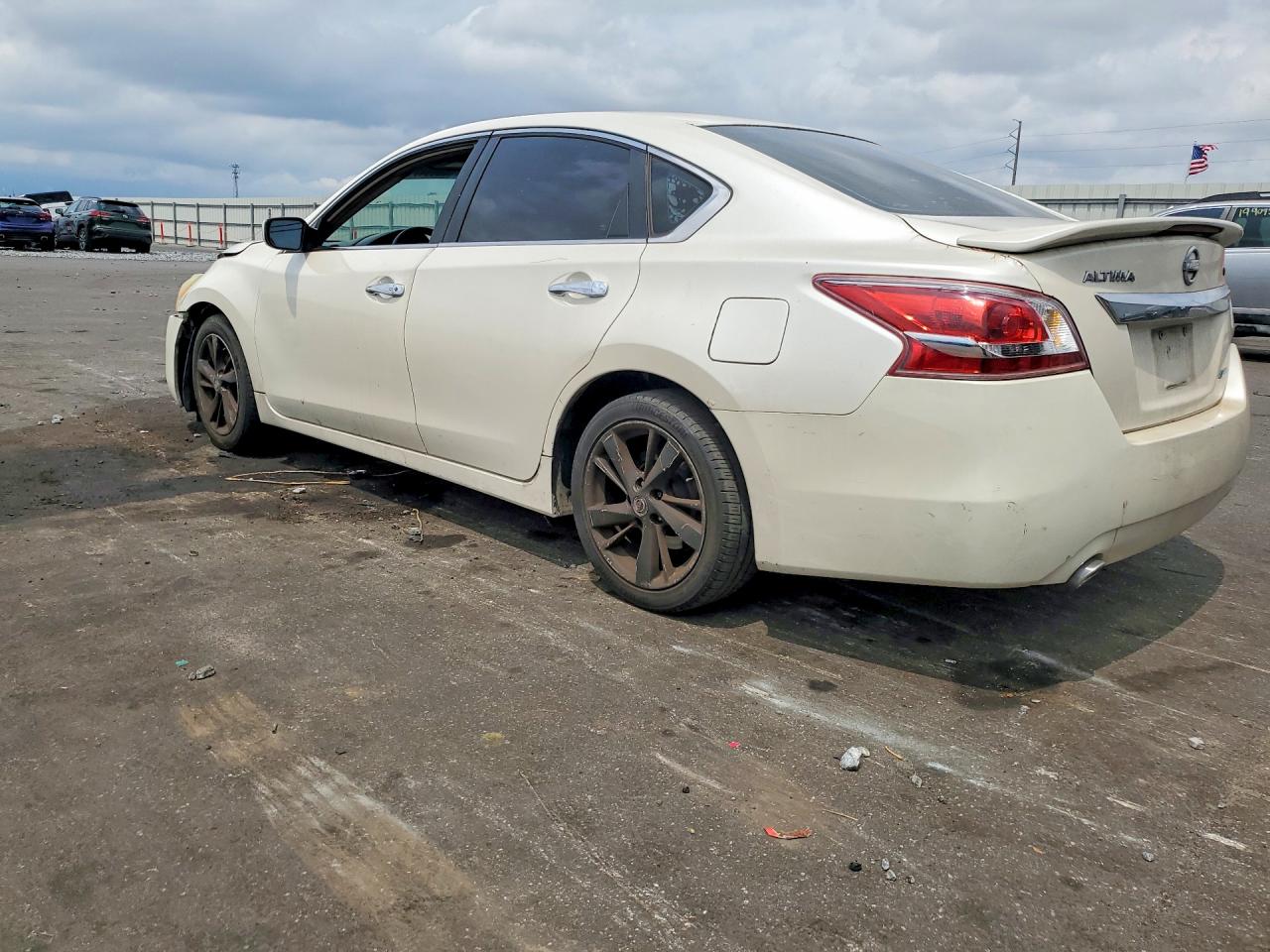 2013 NISSAN ALTIMA 2.5 photo 4