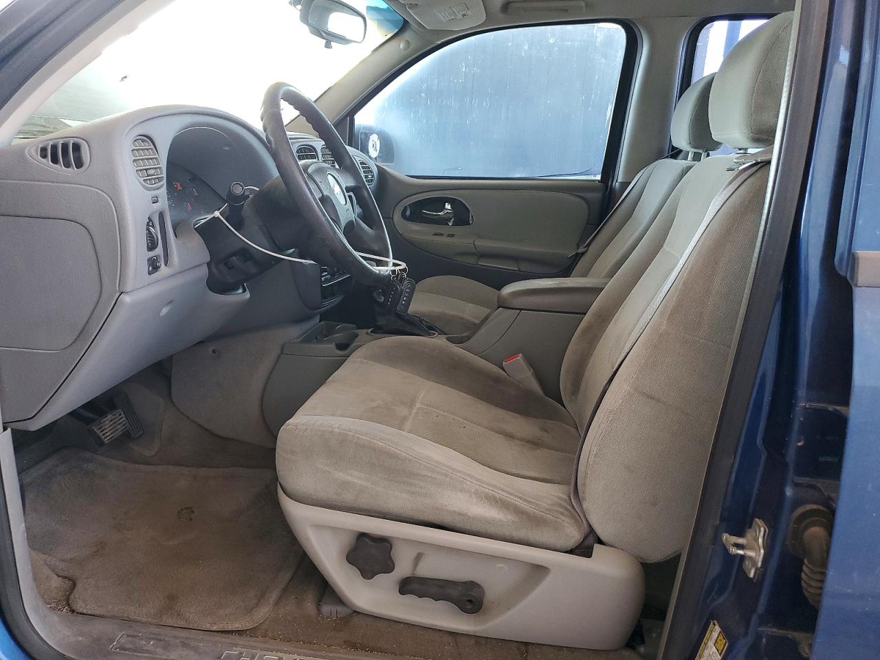 2005 CHEVROLET TRAILBLAZER LS photo 19