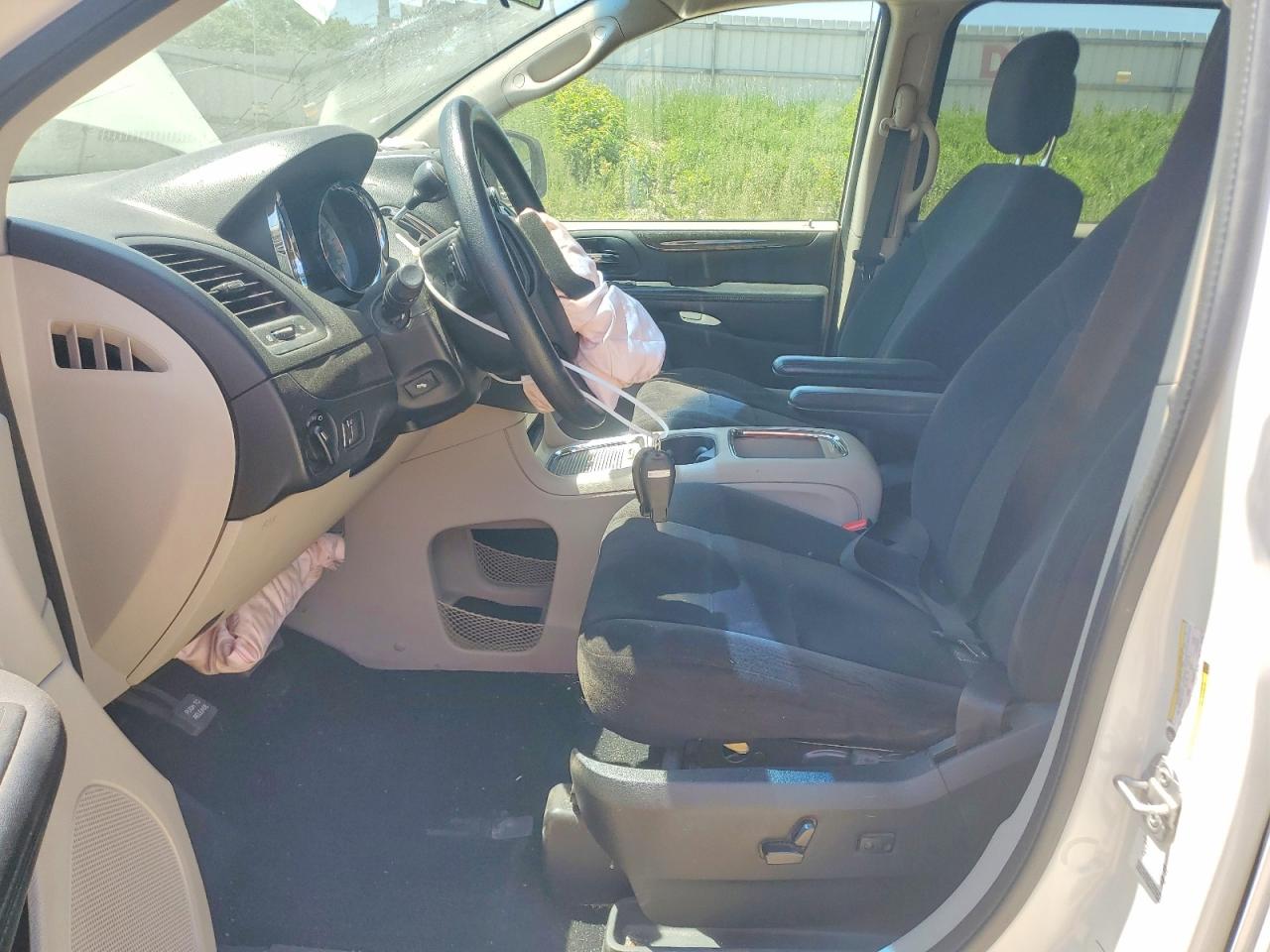 2012 DODGE GRAND CARAVAN SXT photo 19