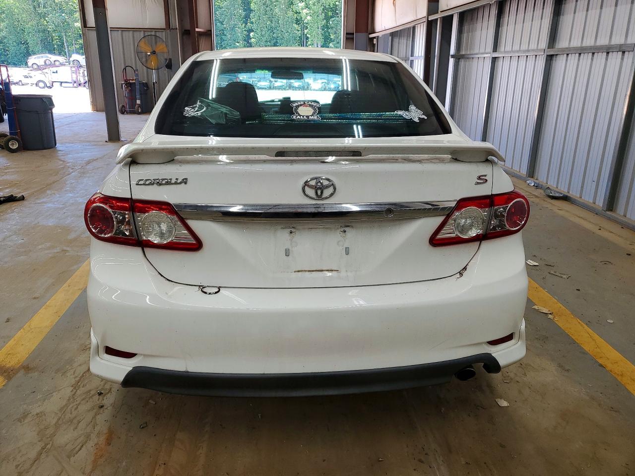 2013 TOYOTA COROLLA S photo 6