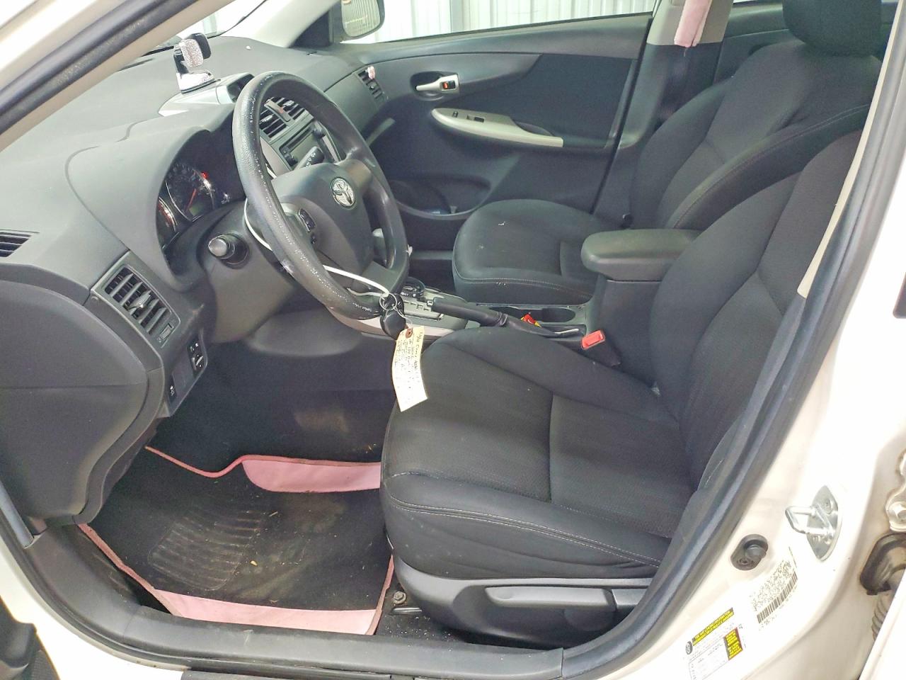 2013 TOYOTA COROLLA S photo 7