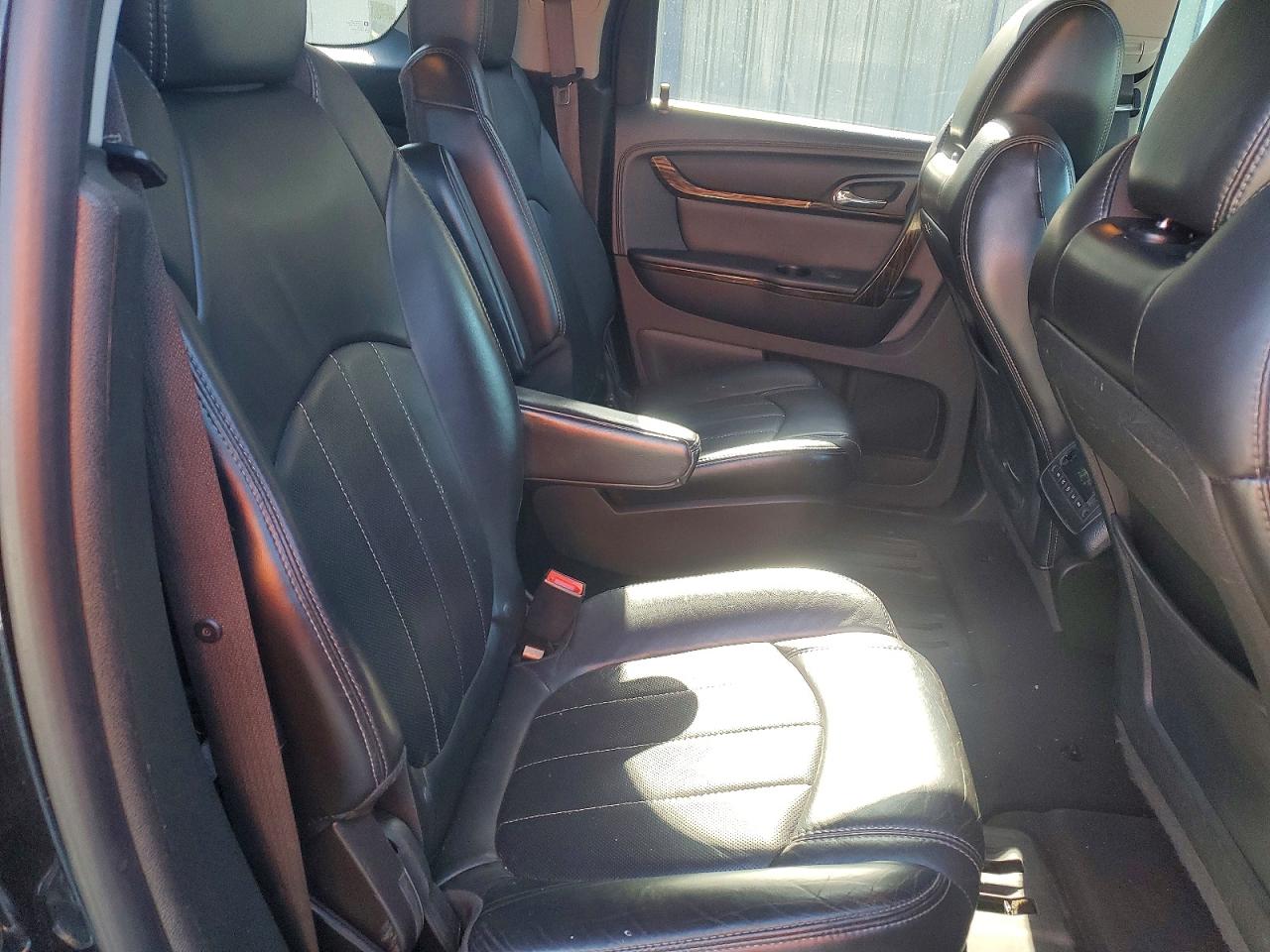 2014 GMC ACADIA DENALI photo 31