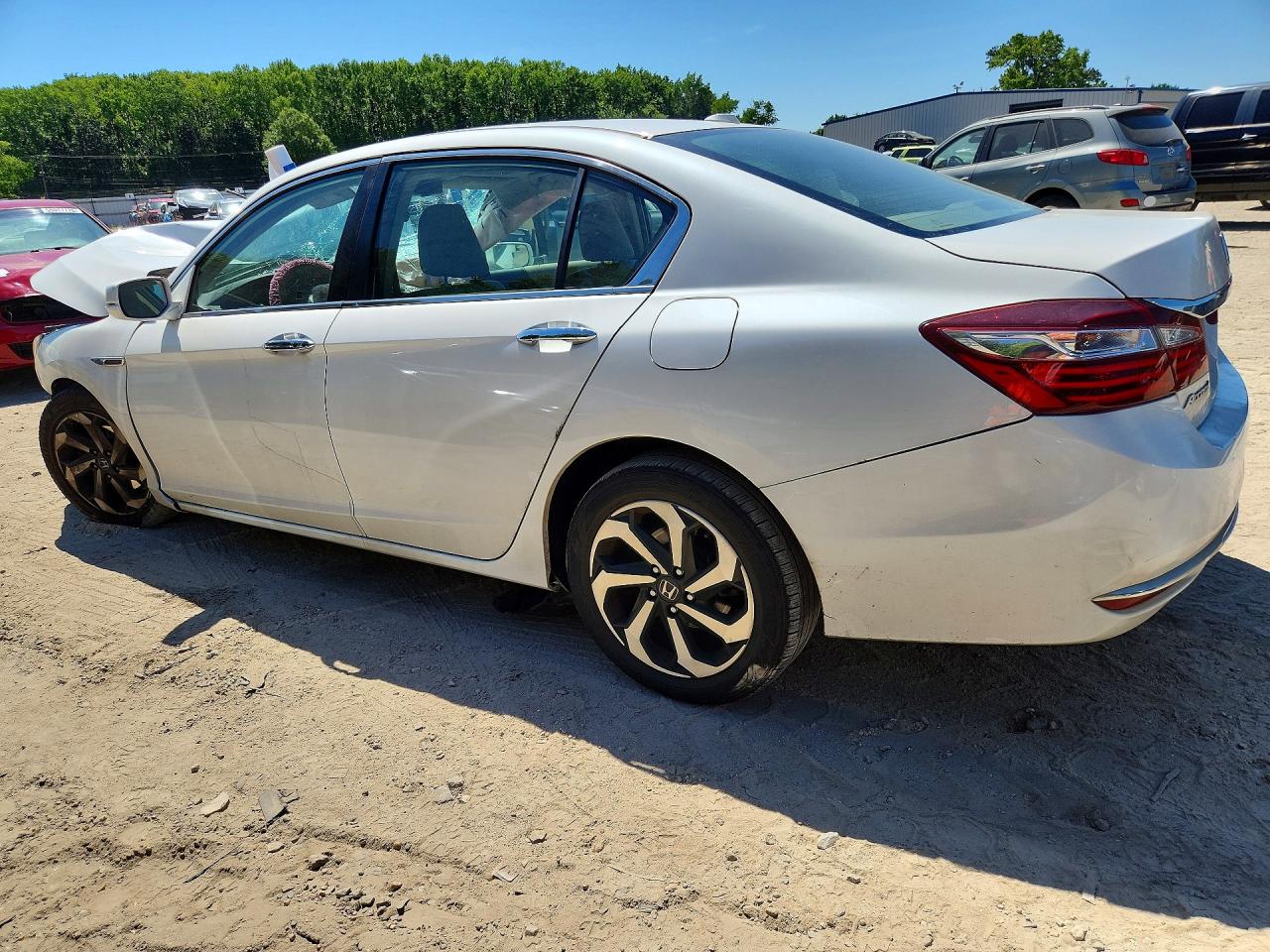 2017 HONDA ACCORD EX photo 3