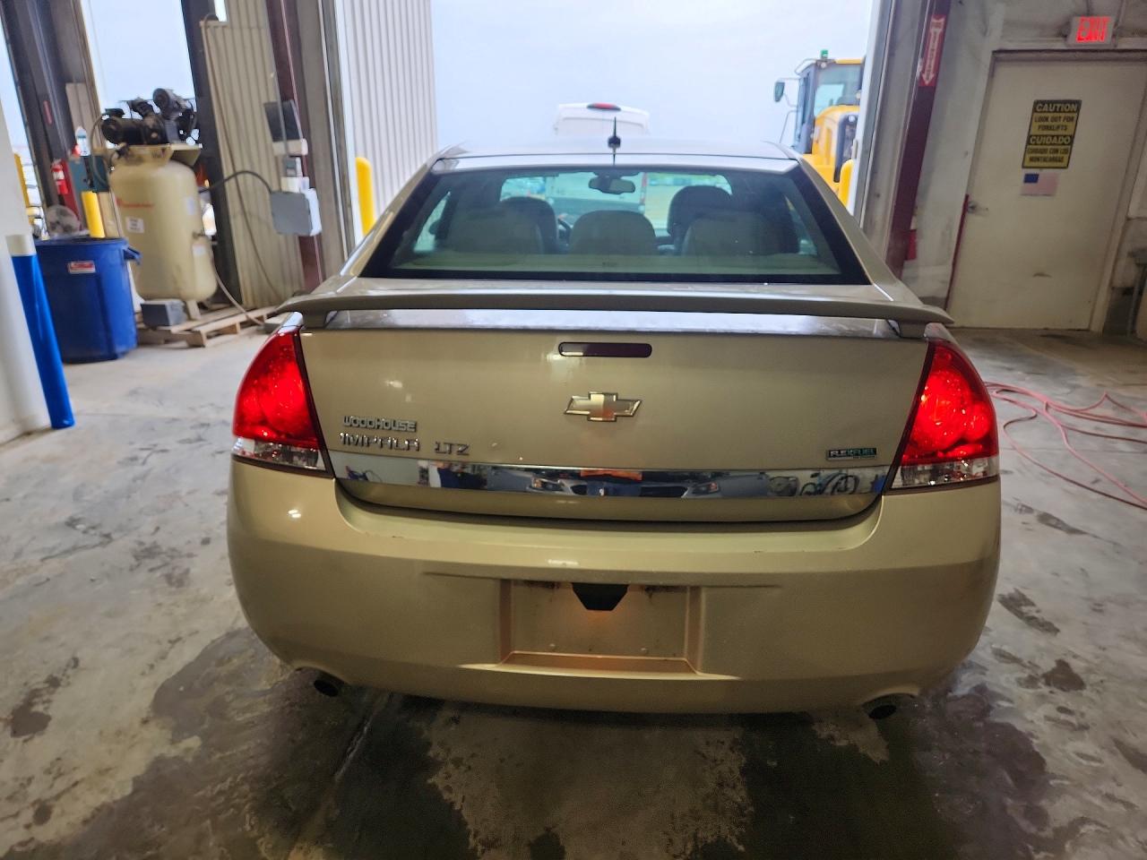 2011 CHEVROLET IMPALA LTZ photo 11