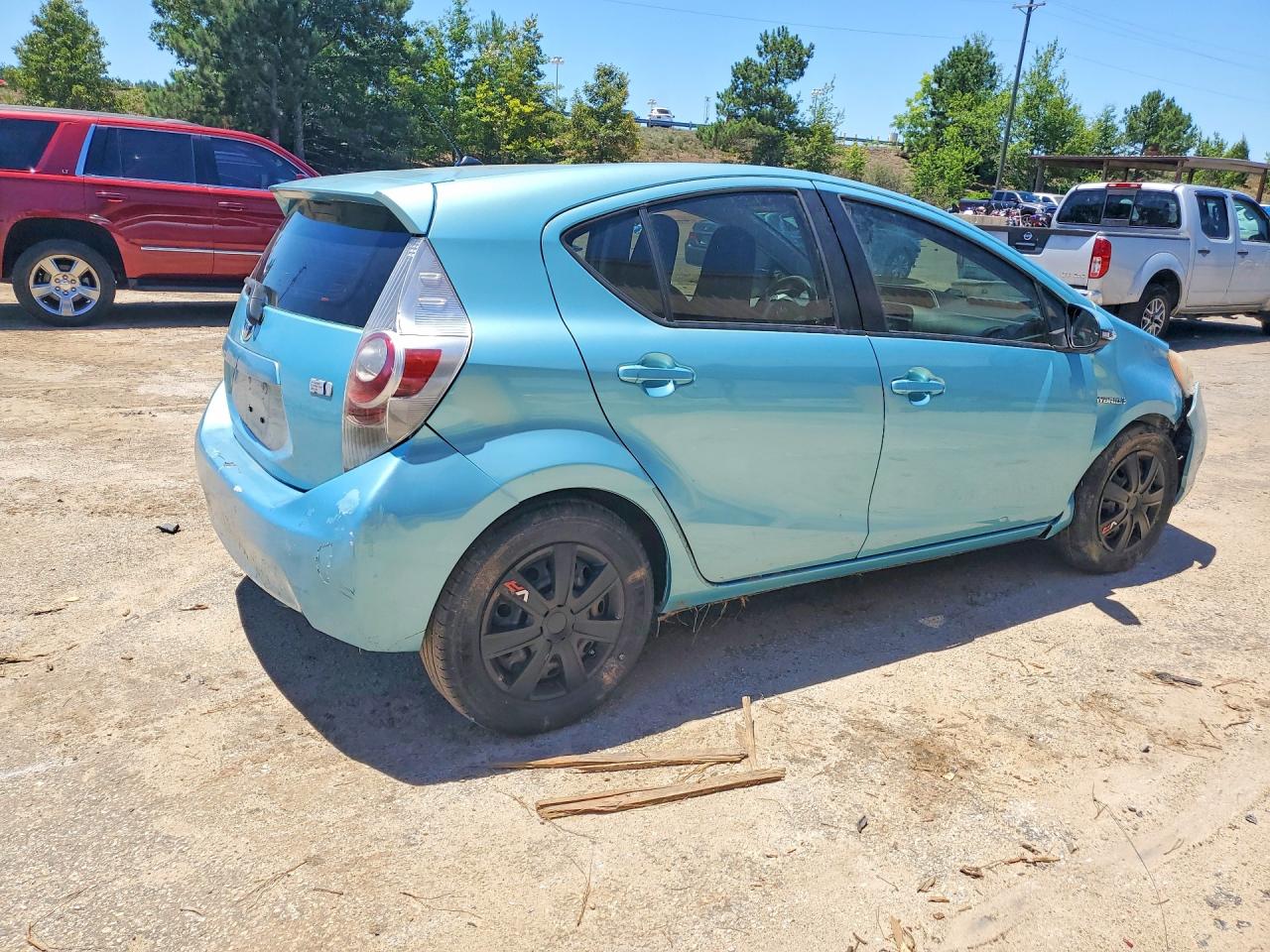 2012 TOYOTA PRIUS C ONE photo 5