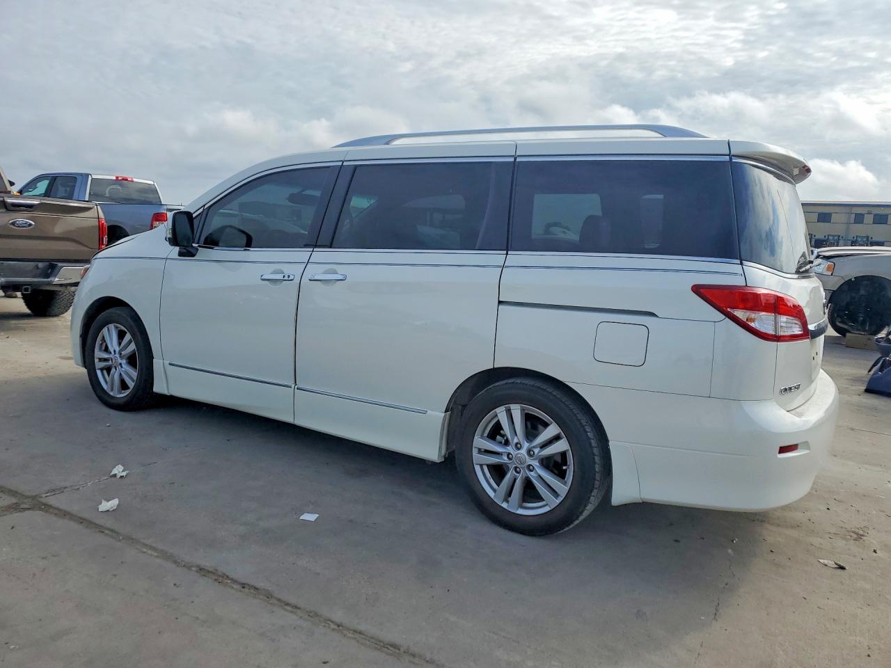 2015 NISSAN QUEST 3.5 SL photo 3