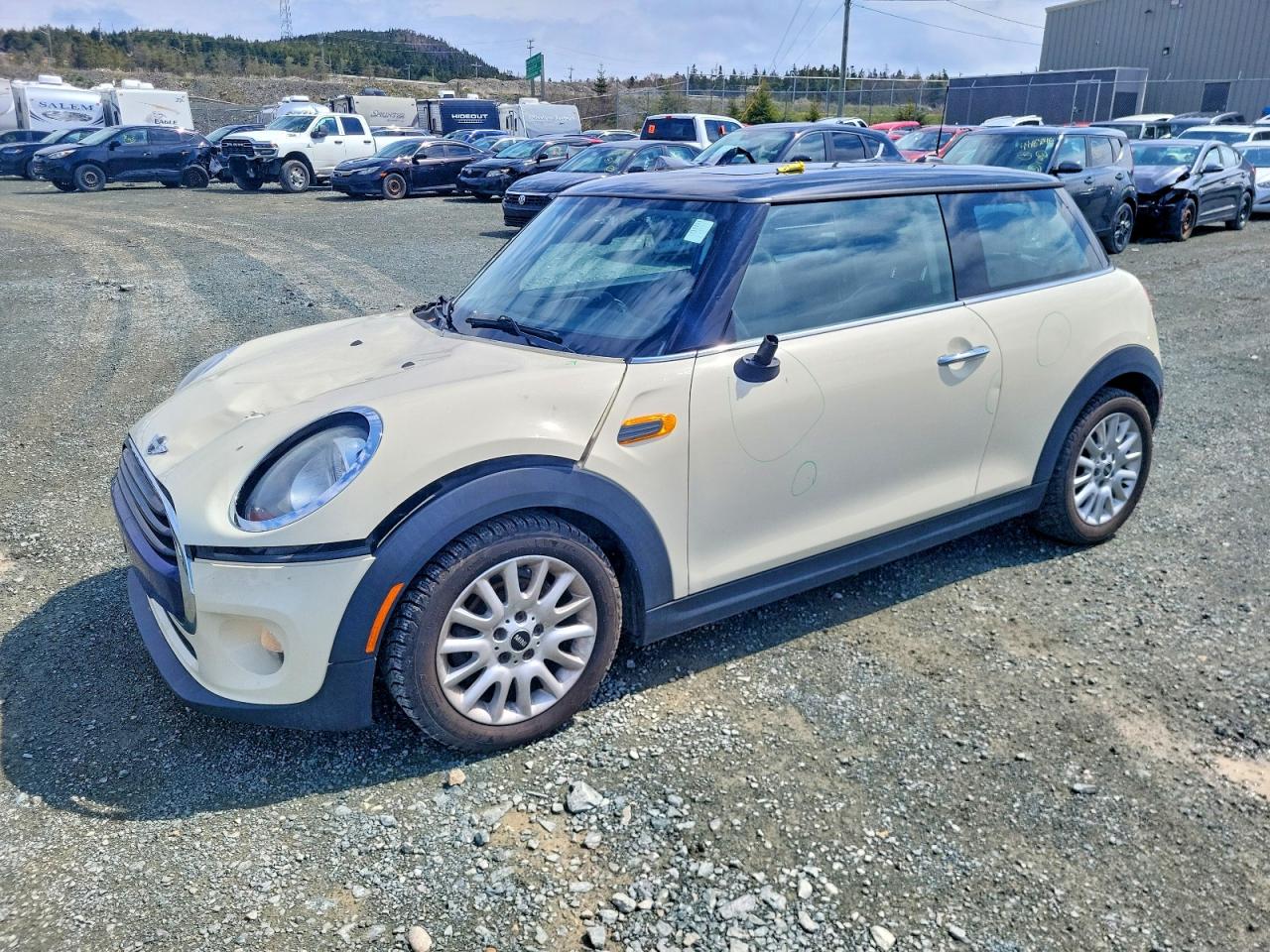 2016 MINI COOPER