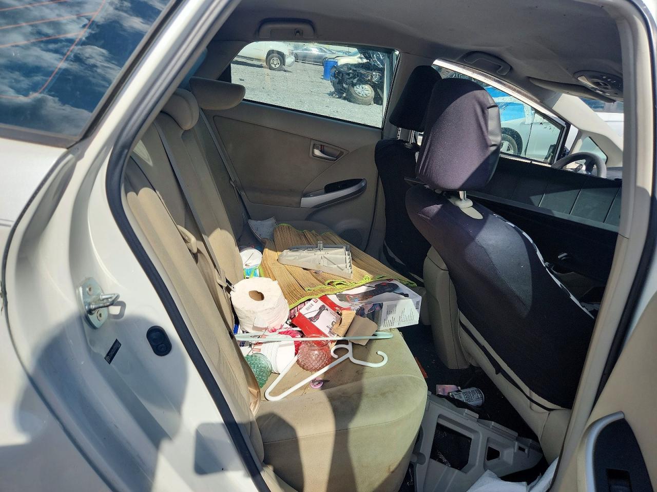 2012 TOYOTA PRIUS THREE photo 10