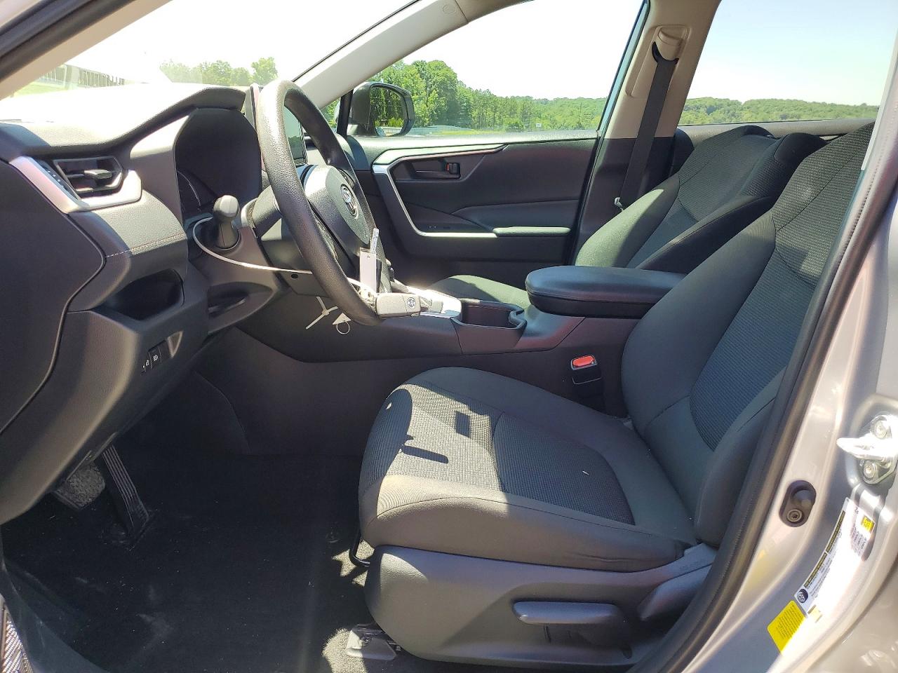2024 TOYOTA RAV4 LE photo 19
