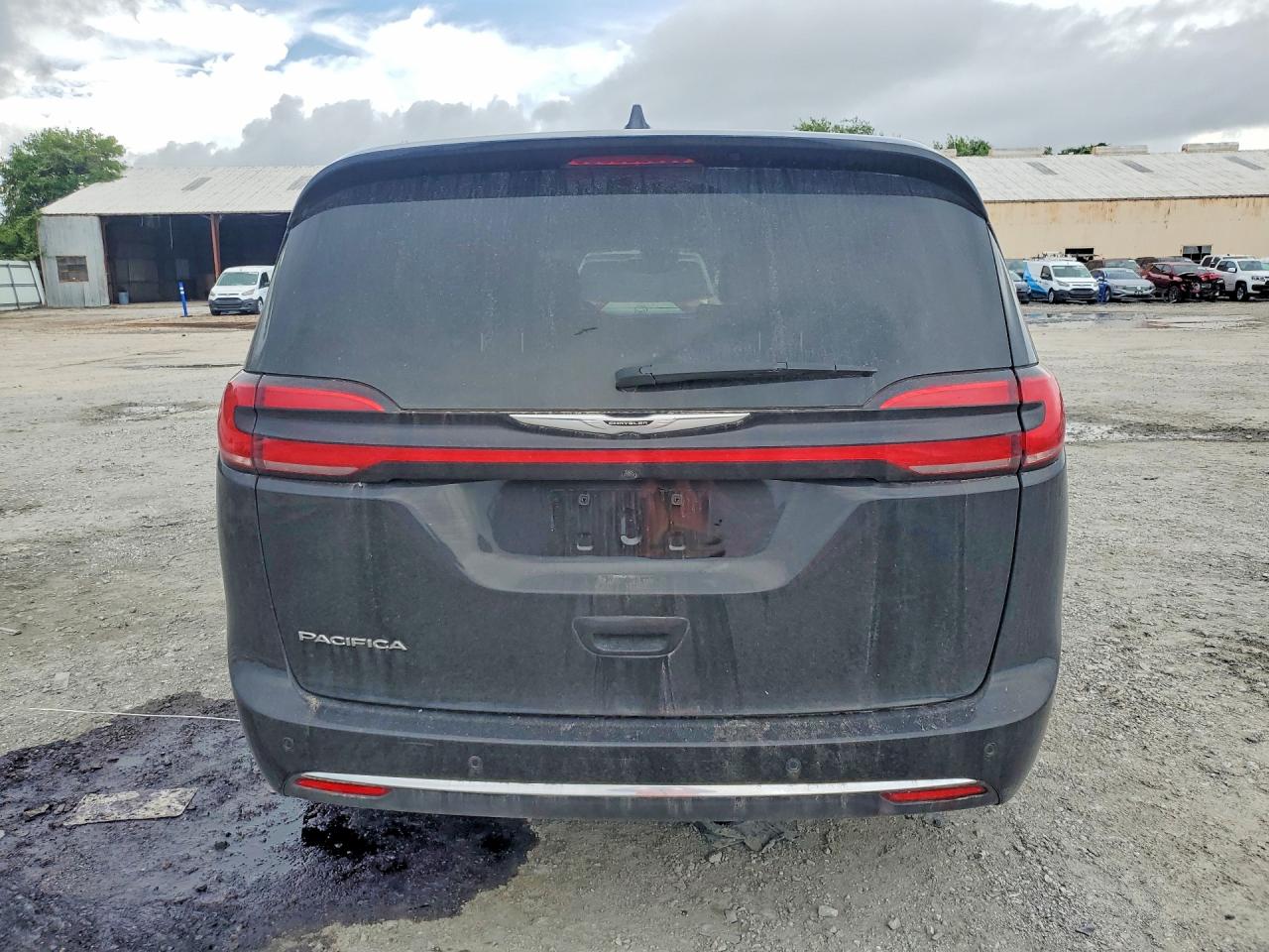 2025 CHRYSLER PACIFICA SELECT photo 11