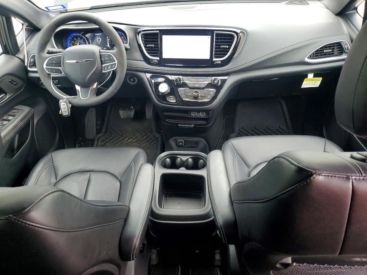 2025 CHRYSLER PACIFICA SELECT photo 15