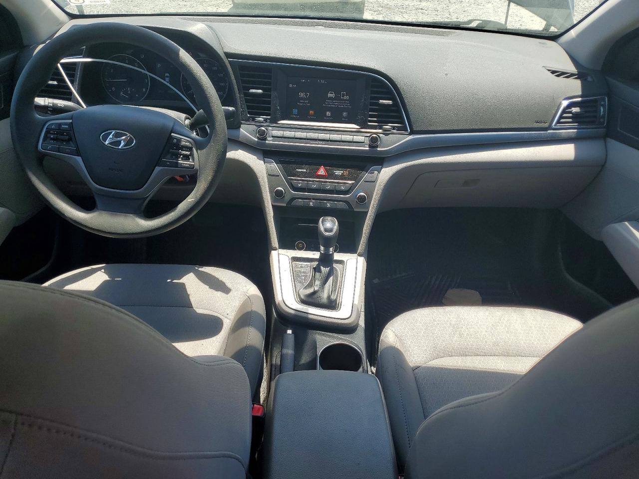 2018 HYUNDAI ELANTRA SEL photo 8