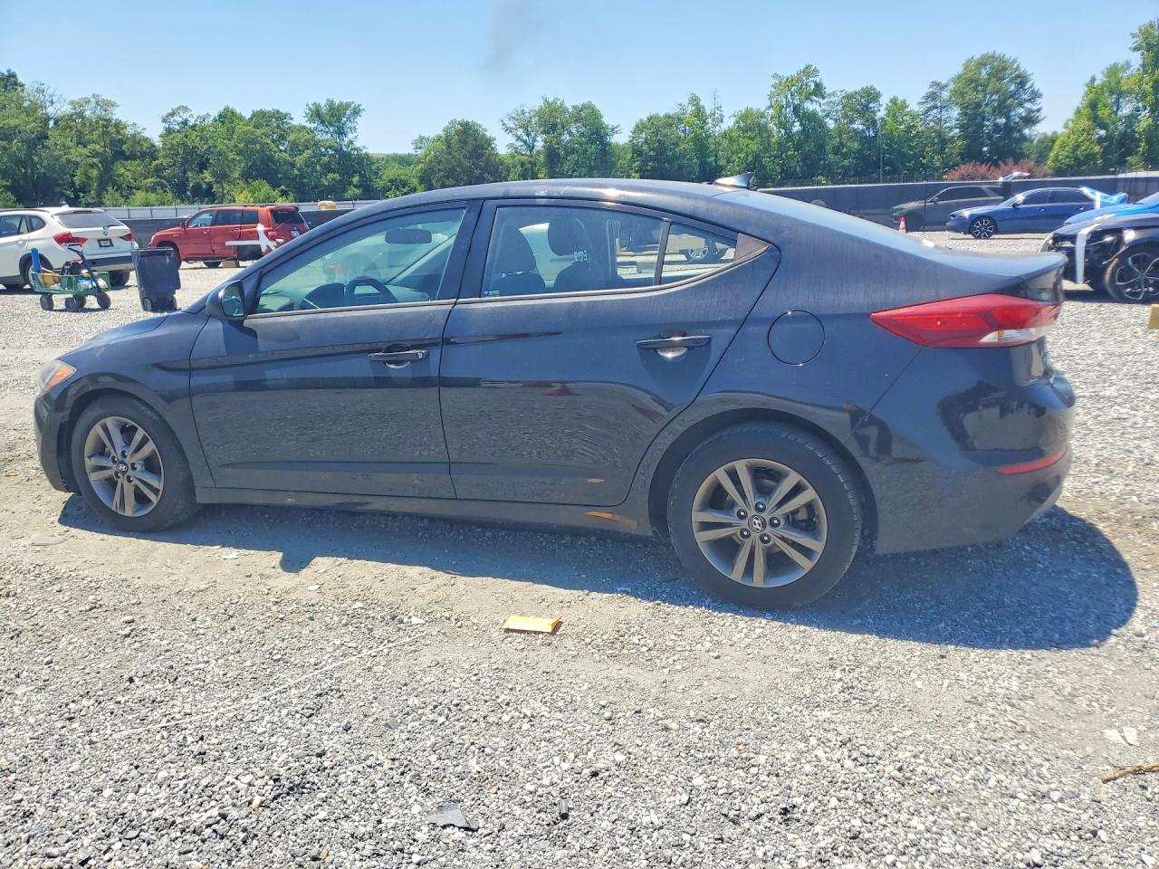 2018 HYUNDAI ELANTRA SEL photo 2