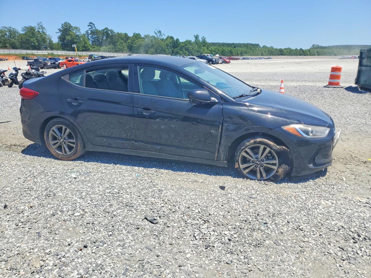 2018 HYUNDAI ELANTRA SEL photo 4