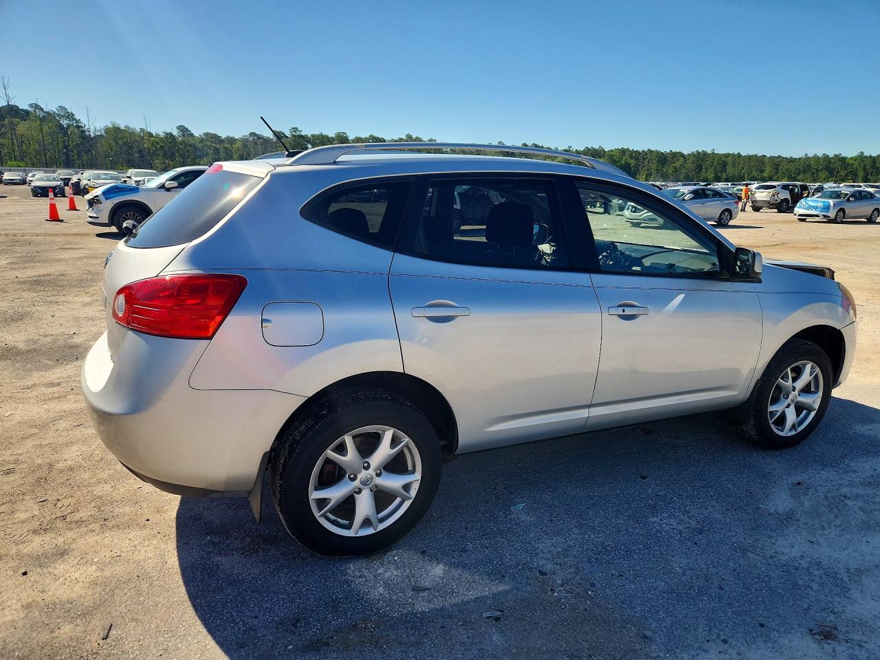 2009 NISSAN ROGUE S photo 5