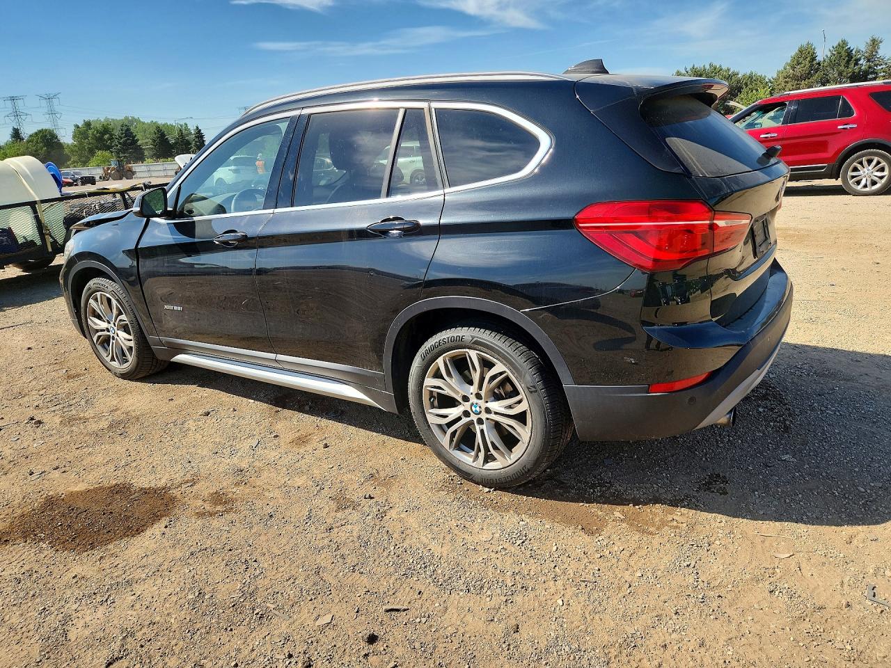 2016 BMW X1 XDRIVE28I photo 3