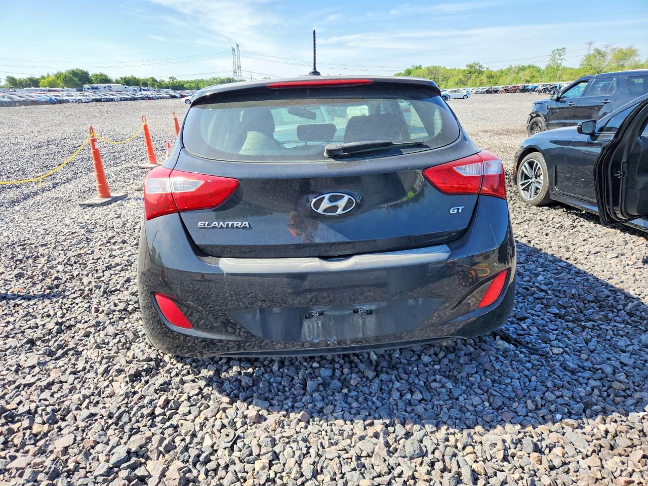 2016 HYUNDAI ELANTRA GT BASE photo 6