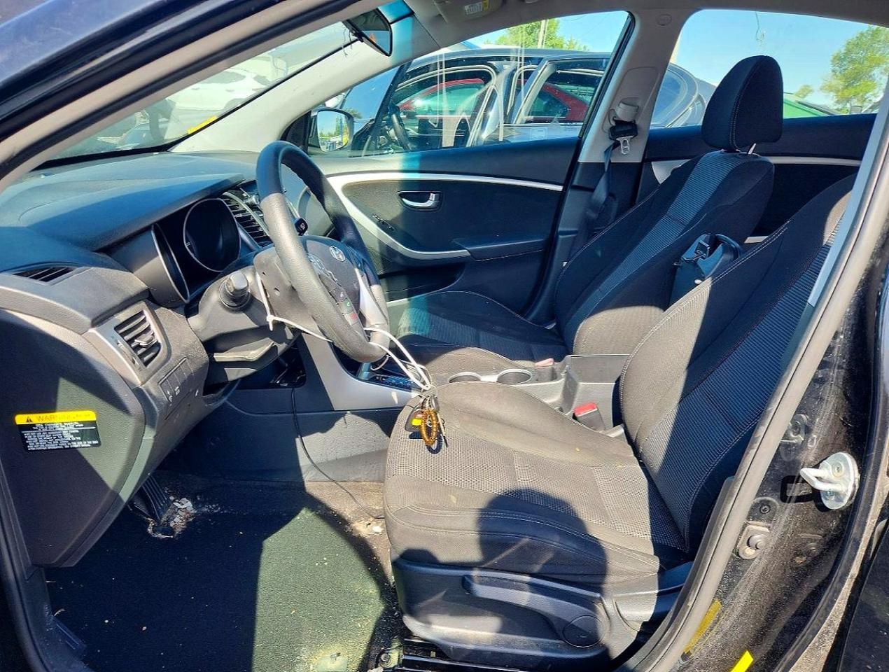 2016 HYUNDAI ELANTRA GT BASE photo 7
