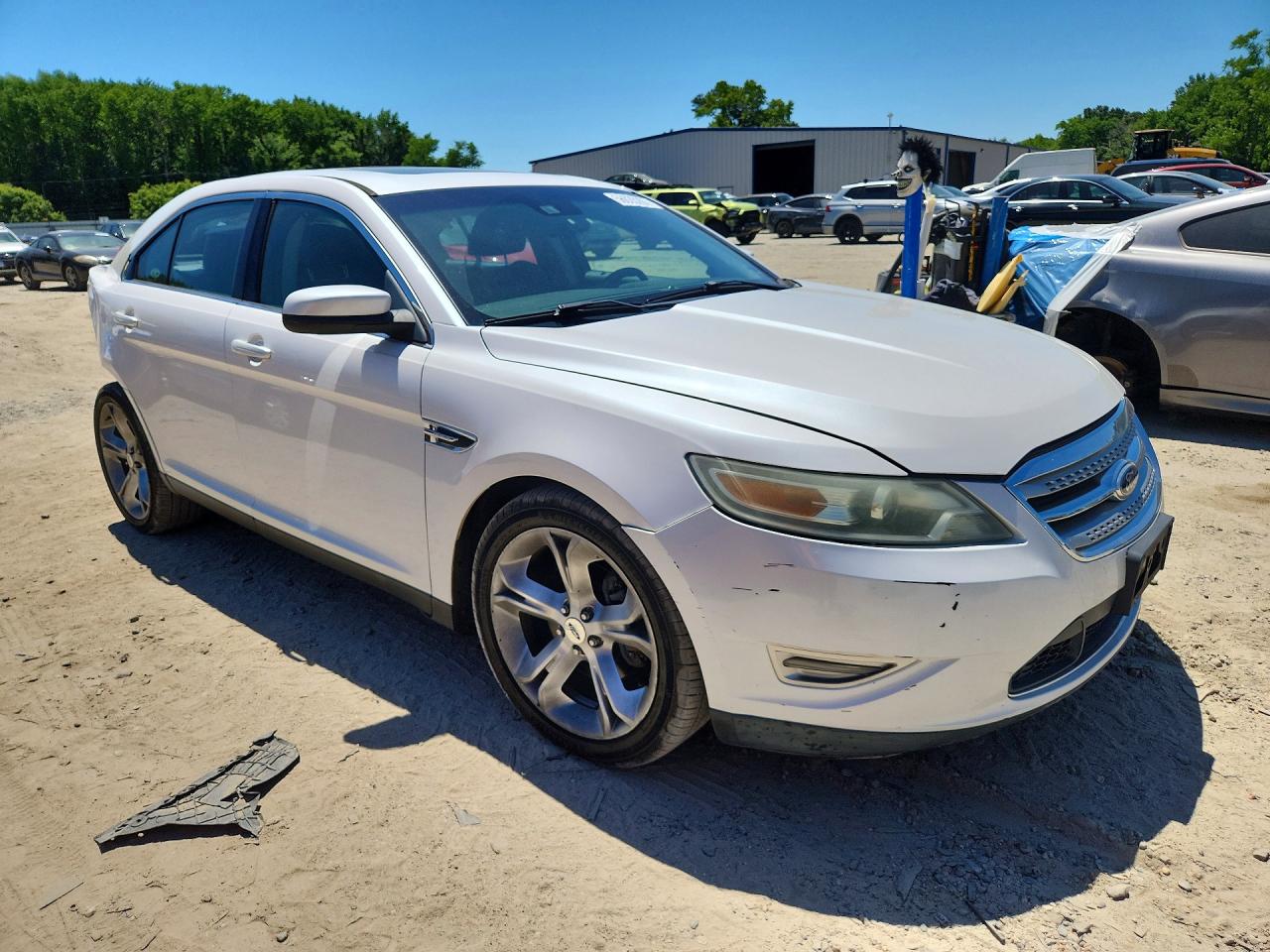2011 FORD TAURUS SHO photo 10