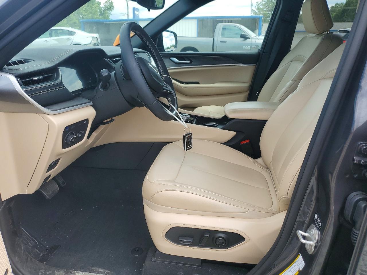 2024 JEEP GRAND CHEROKEE LIMITED 4XE photo 7