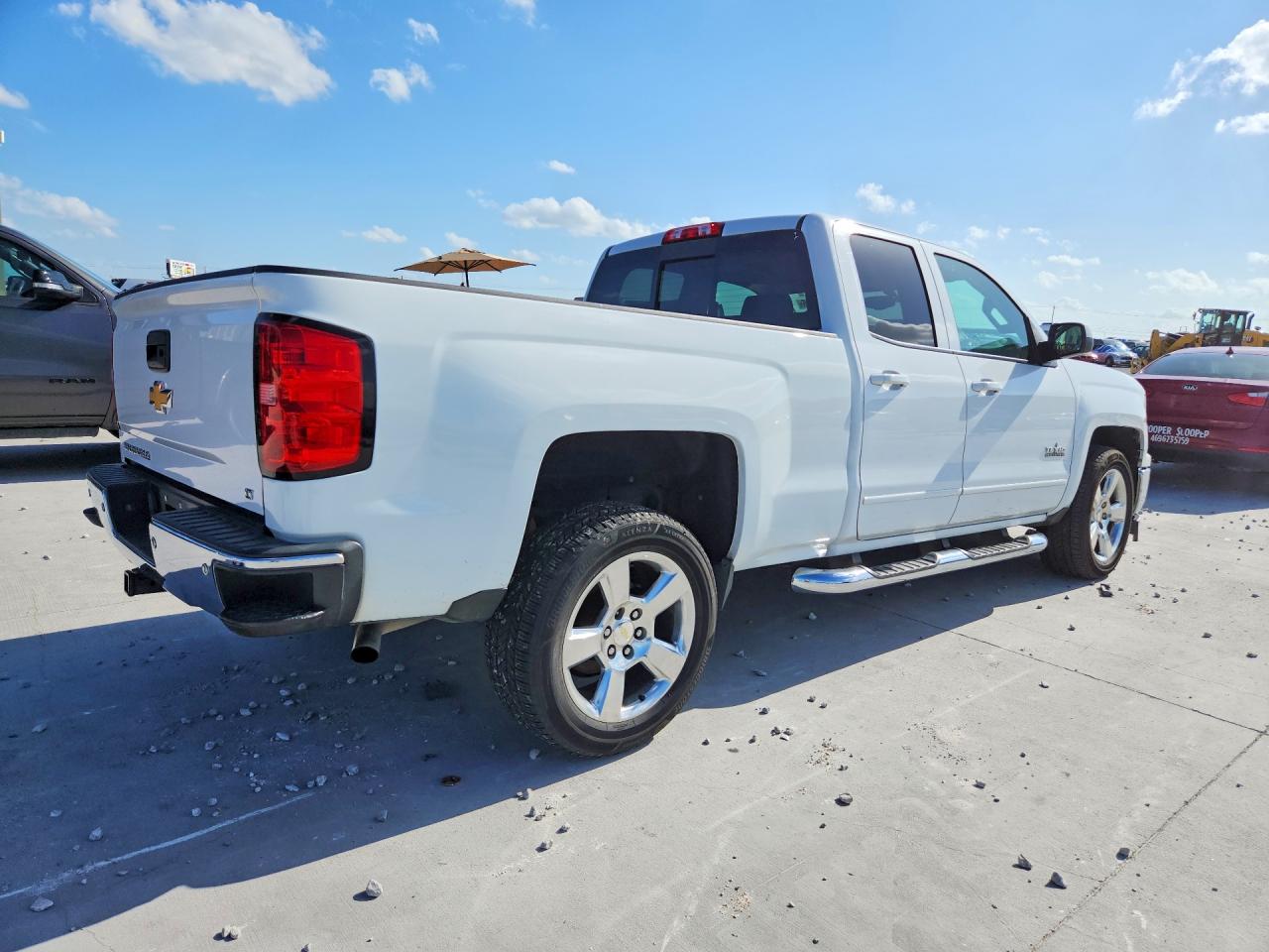 2015 CHEVROLET SILVERADO C1500 LT photo 5