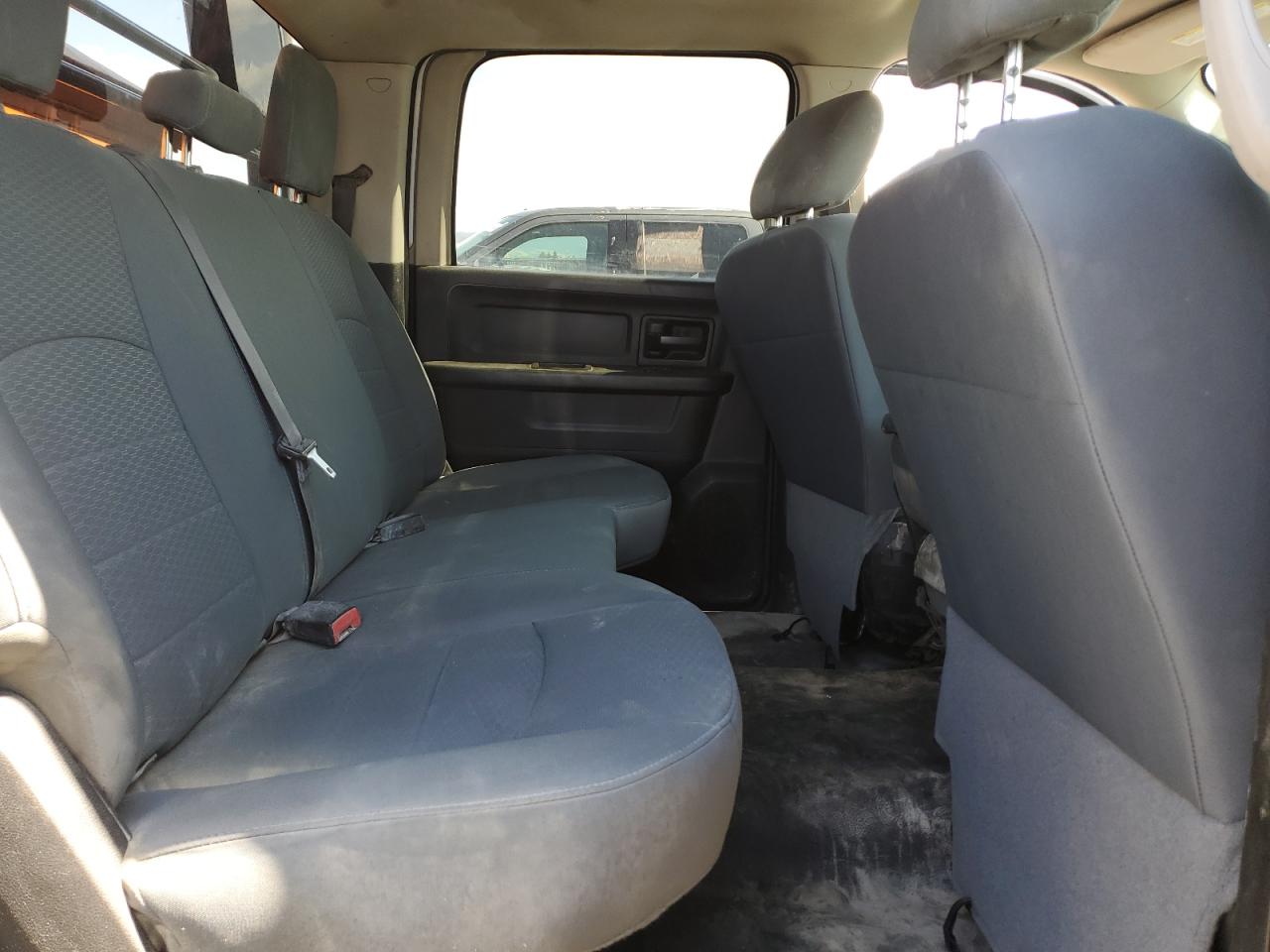 2018 RAM 3500 photo 28