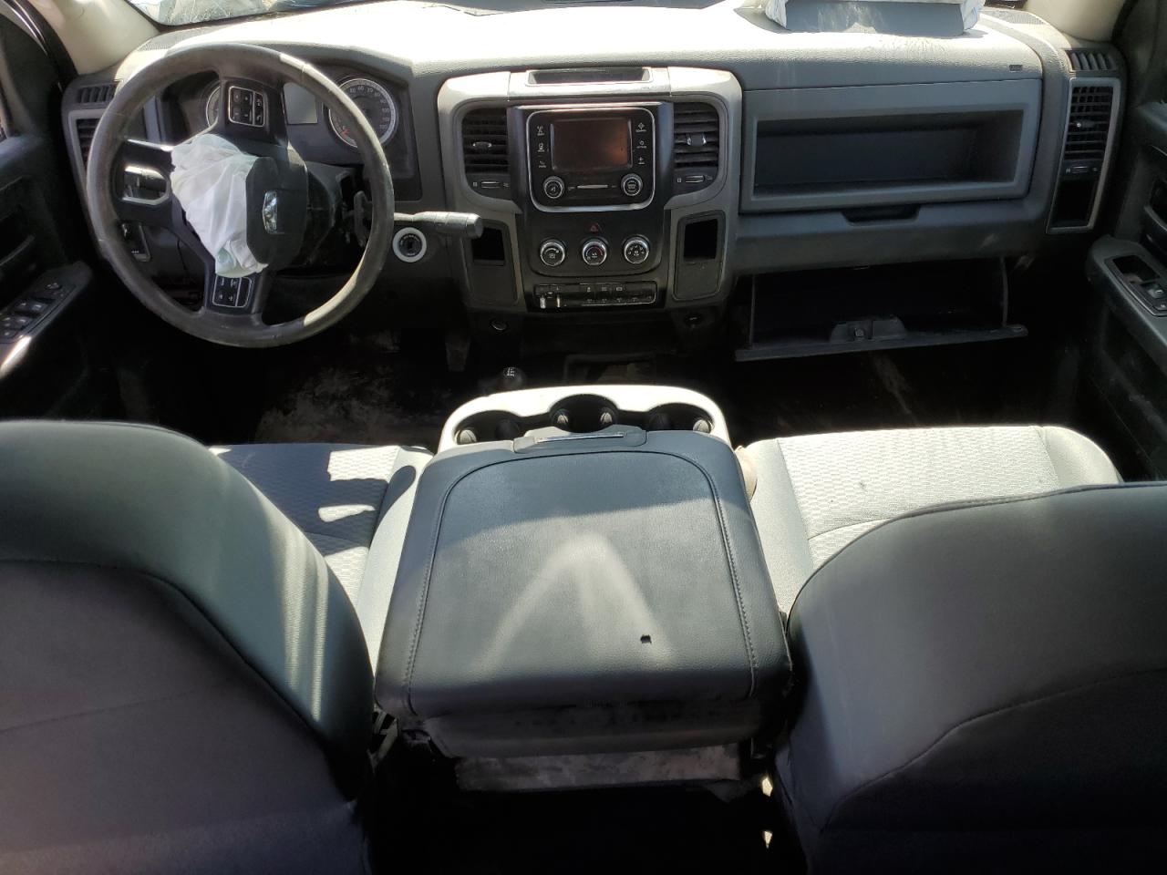 2018 RAM 3500 photo 22