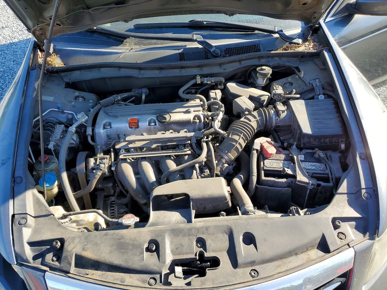 2011 HONDA ACCORD LX photo 21