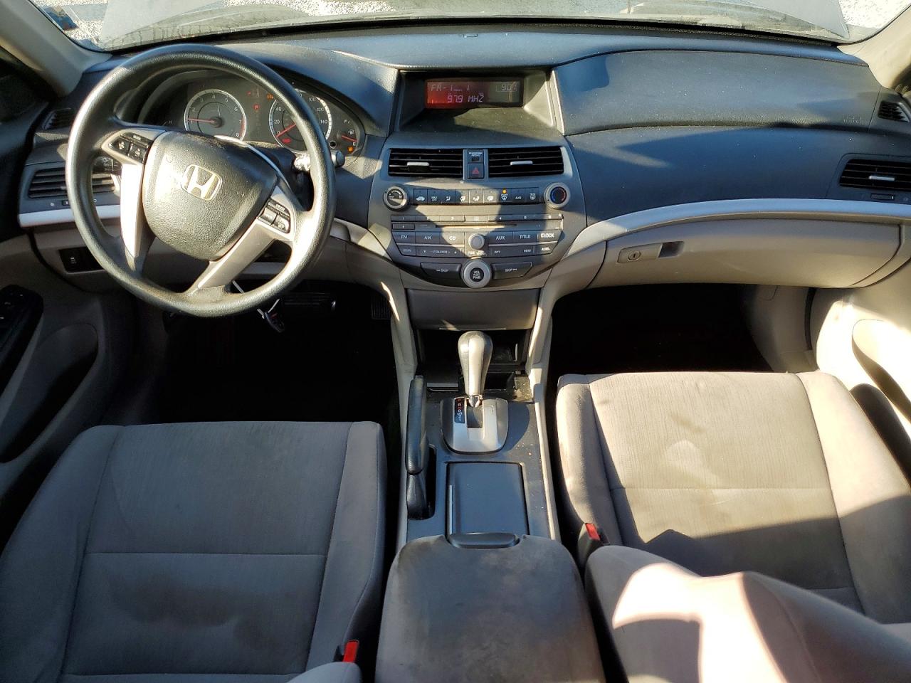 2011 HONDA ACCORD LX photo 15