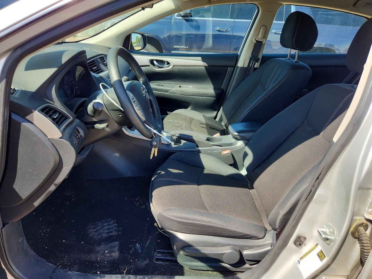 2015 NISSAN SENTRA S photo 13