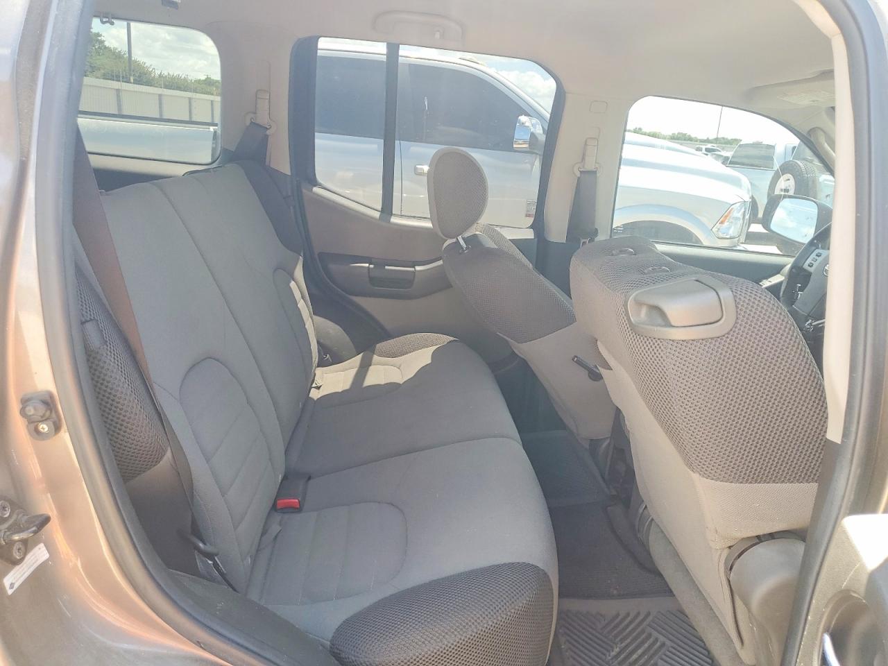 2005 NISSAN XTERRA S photo 21