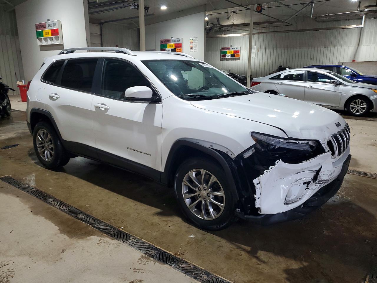 2019 JEEP CHEROKEE LATITUDE PLUS photo 7