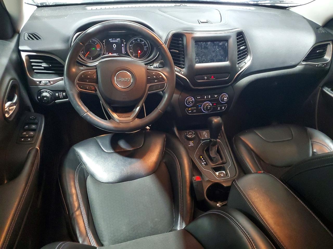 2019 JEEP CHEROKEE LATITUDE PLUS photo 15