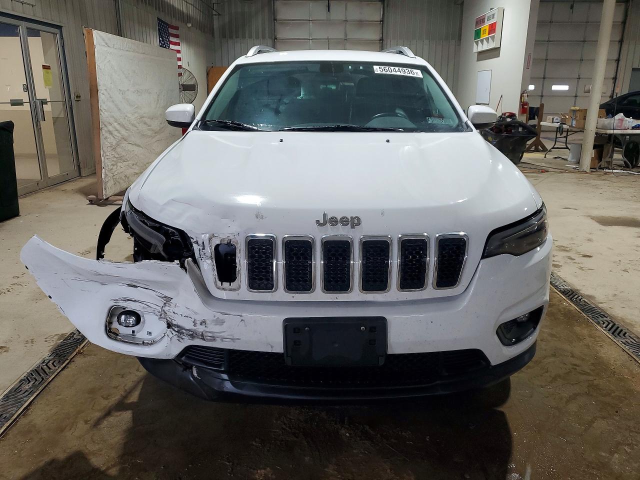 2019 JEEP CHEROKEE LATITUDE PLUS photo 9