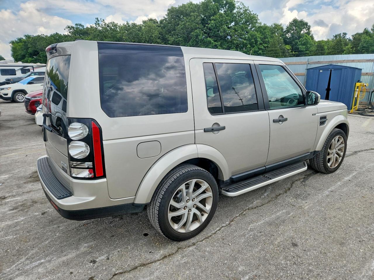 2016 LAND ROVER LR4 HSE photo 7