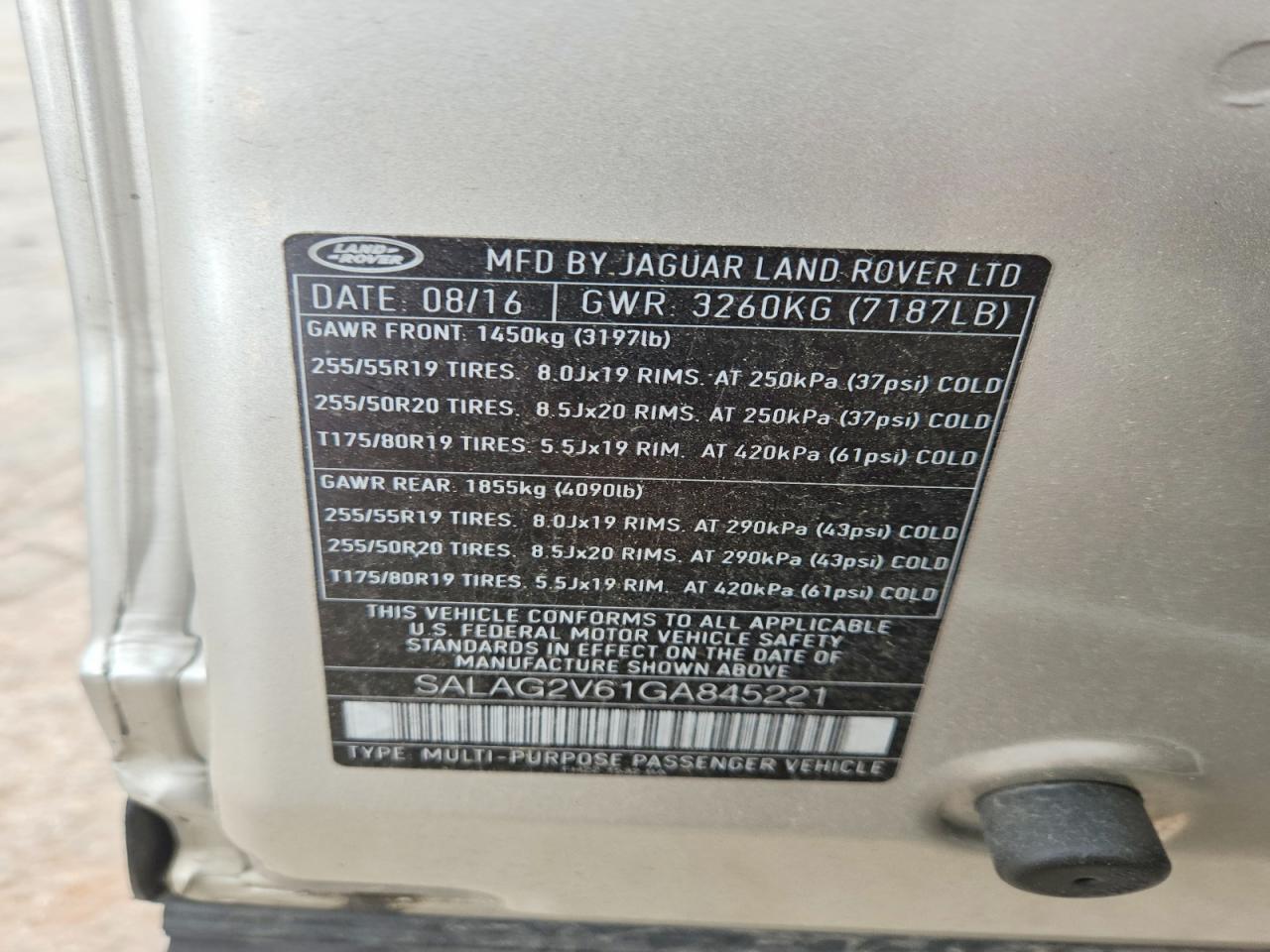 2016 LAND ROVER LR4 HSE photo 37