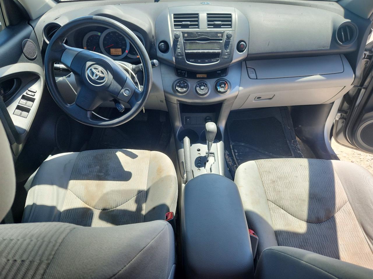 2011 TOYOTA RAV4 BASE photo 15