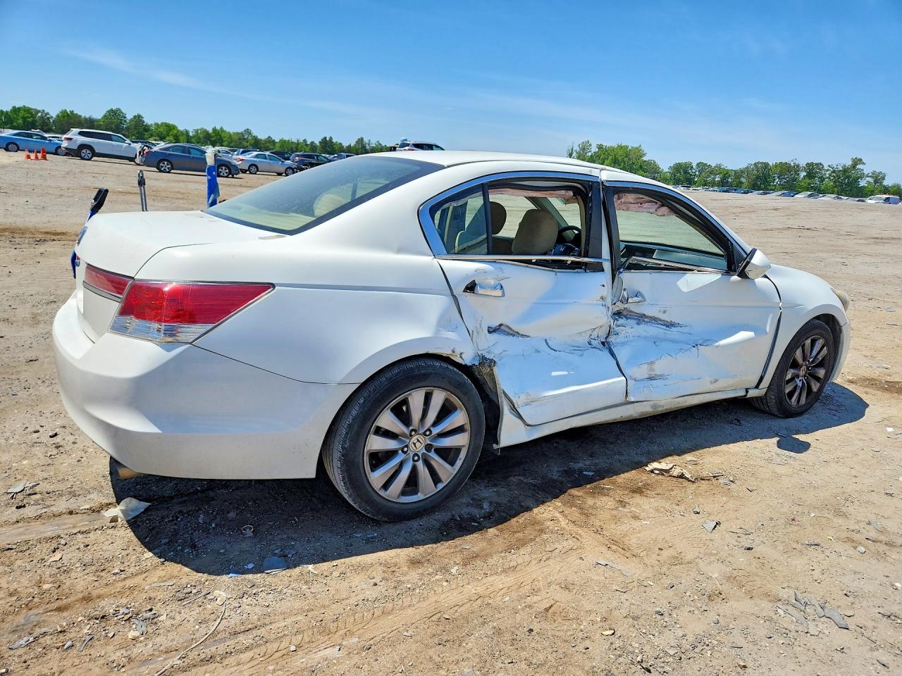 2011 HONDA ACCORD EX photo 7