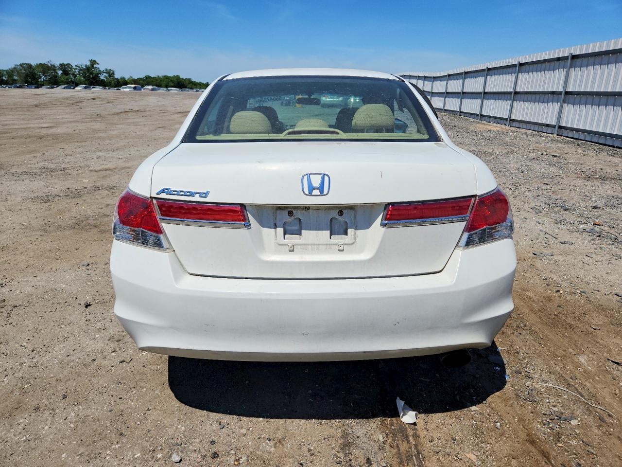 2011 HONDA ACCORD EX photo 16