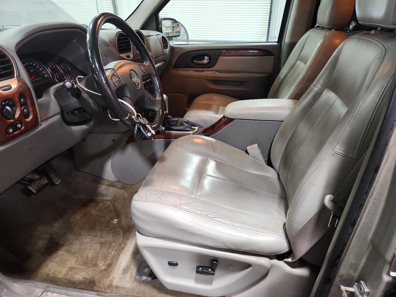 2006 GMC ENVOY photo 7