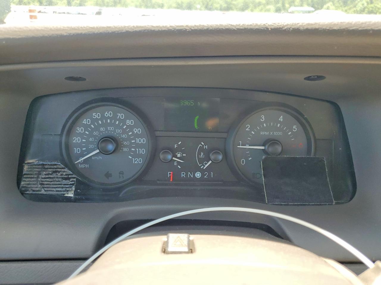2009 MERCURY GRAND MARQUIS LS photo 25
