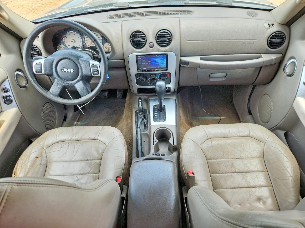 2004 JEEP LIBERTY LIMITED photo 15
